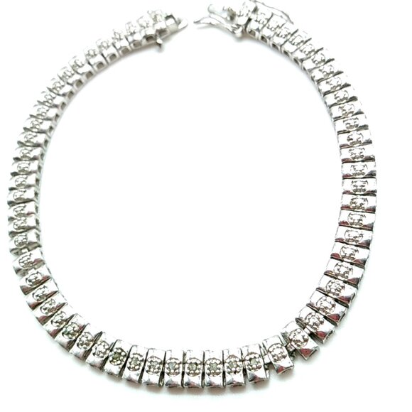 Tennis Style Bracelet Crystal Silver-tone - Picture 1 of 13